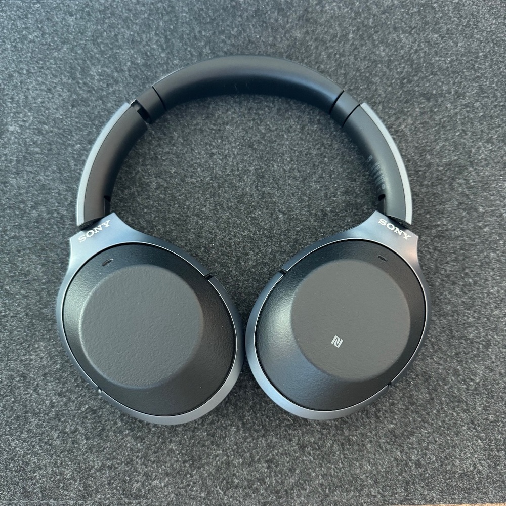 Sony WH1000XM2 ANC Headphones